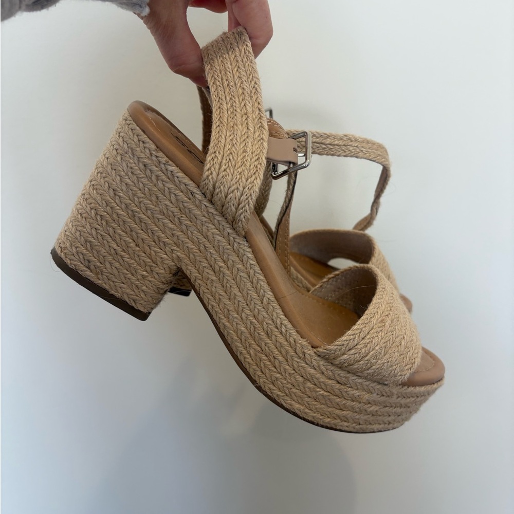 Women's Tan Platform Sandals